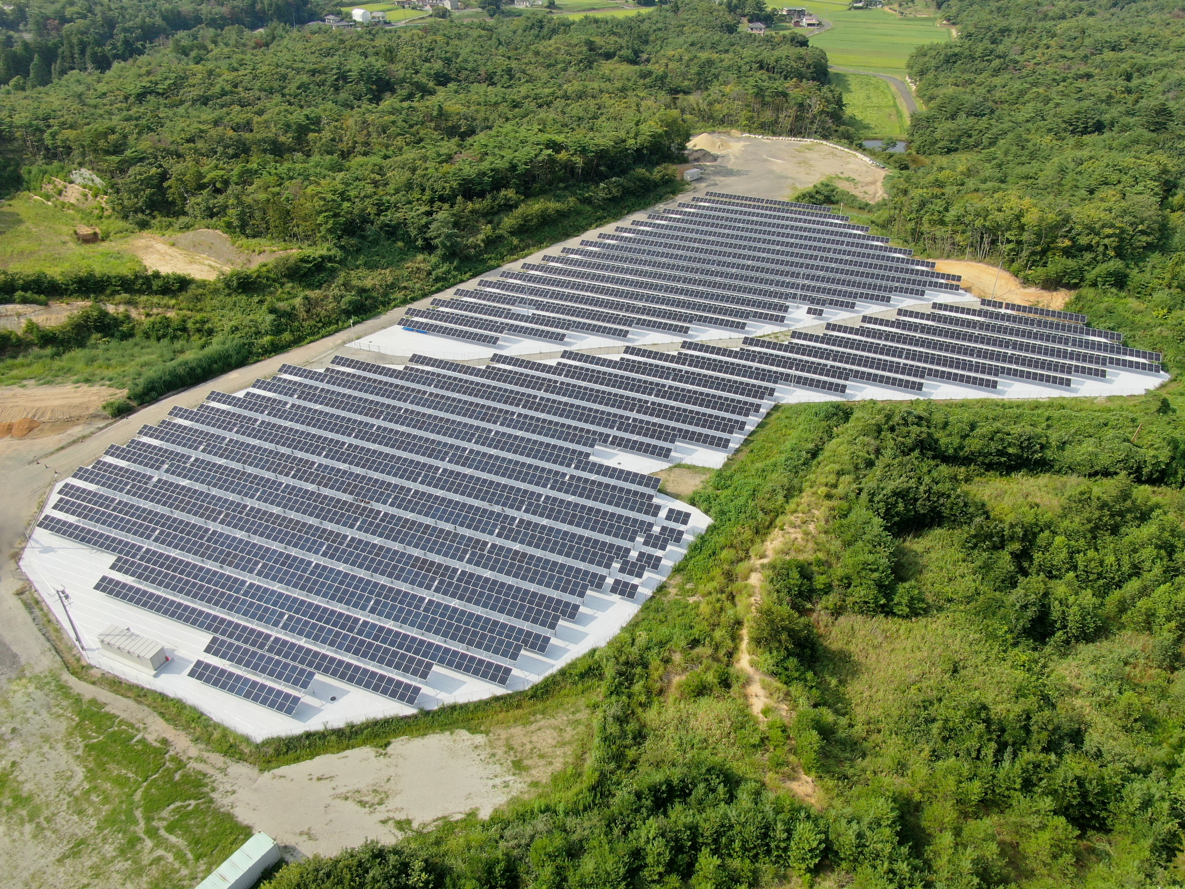 県内5カ所で太陽光発電所の商業運転を開始しました | 【公式】信夫山 県内5カ所で太陽光発電所の商業運転を開始しました | 【公式】信夫山